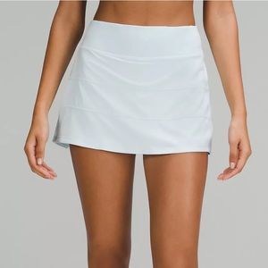 LuluLemom Pace Rival White Skirt